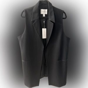 Carolina Belle sleeveless long blazer